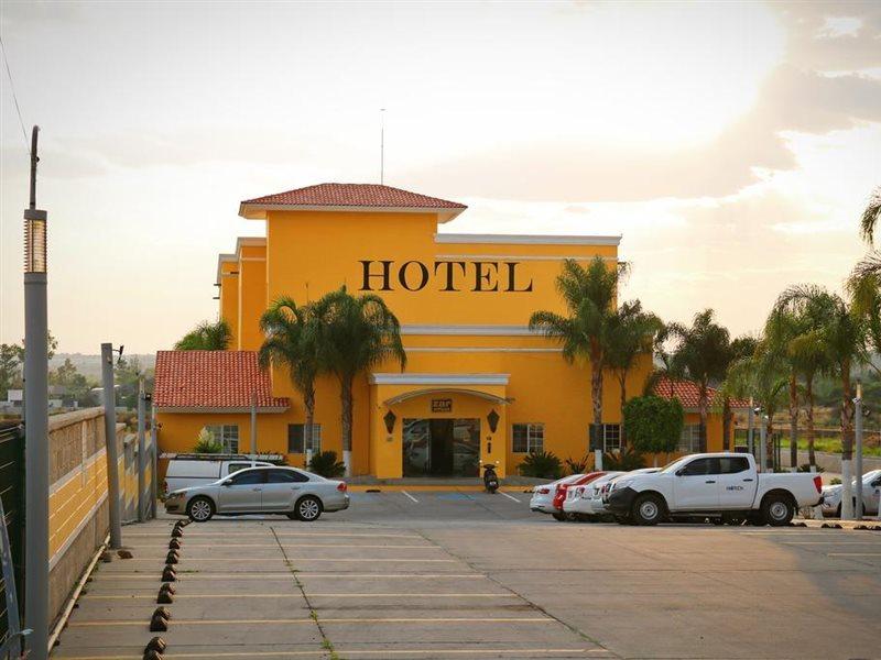 Zar 3* Querétaro